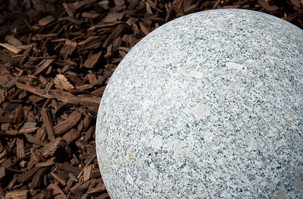 sphere-granit-gris (1).jpg